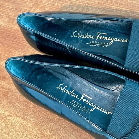 Vintage 90s Salvatore Ferragamo Tassel Loafers Black Leather Elastic Vamp Heels - Picture 8 of 14